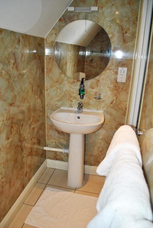Grove End Otel Watford  Oda fotoğraf
