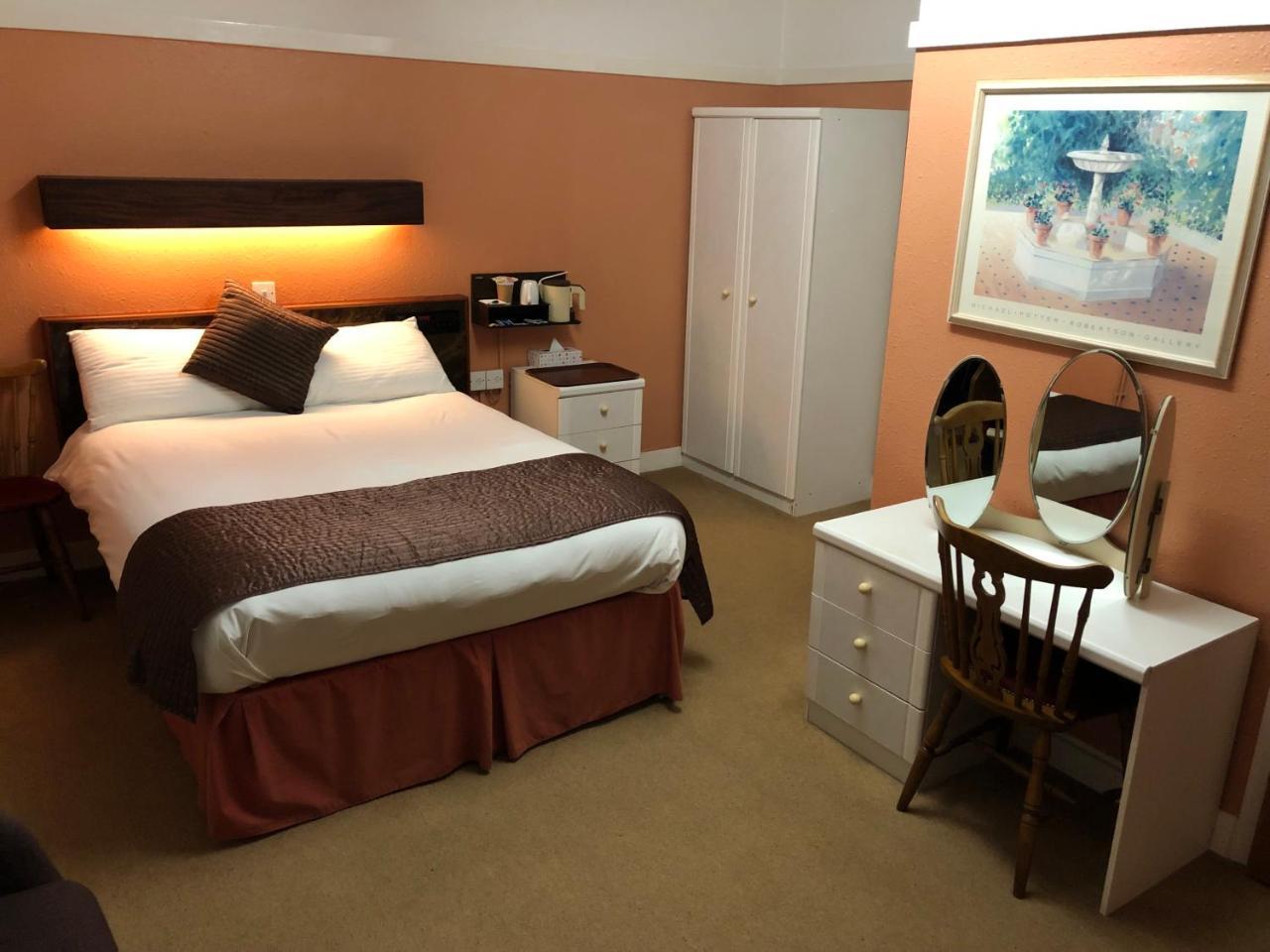 Grove End Otel Watford  Dış mekan fotoğraf